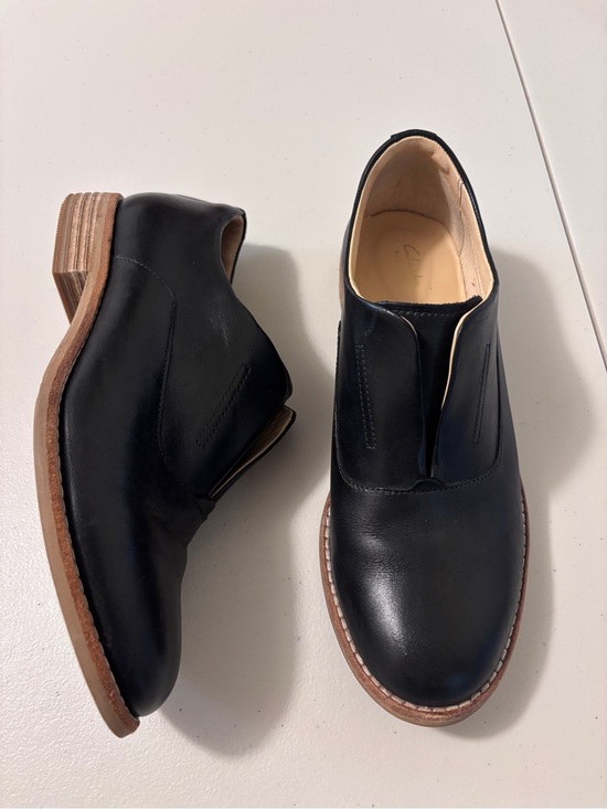 Clarks Shoes - Clarks Womens Slip On Oxford Size 7 Edenvale Opal Black Leather Minimalist Comfy